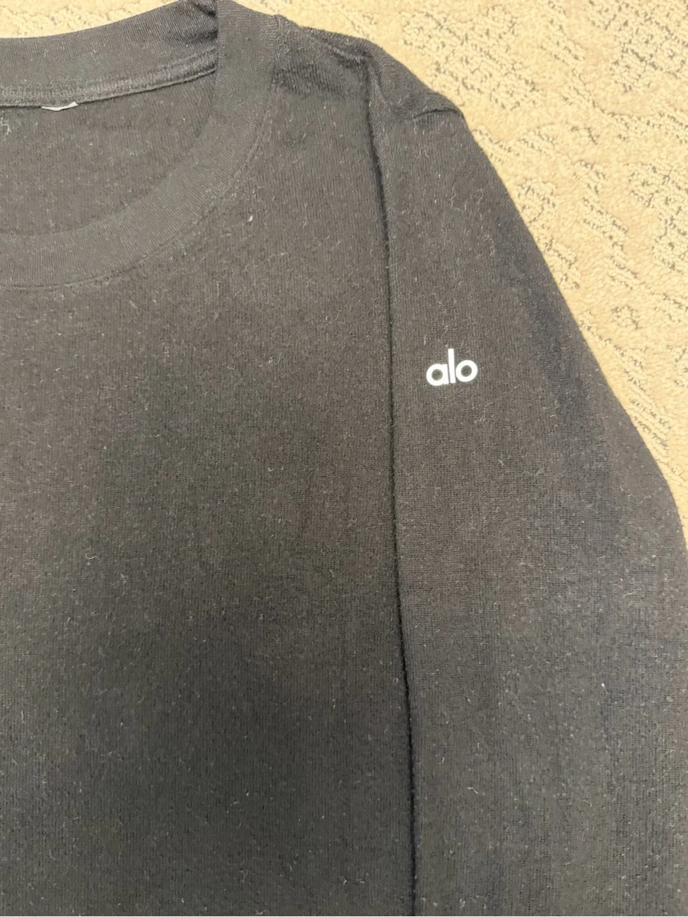 ALO Yoga Black Crewneck Sweater